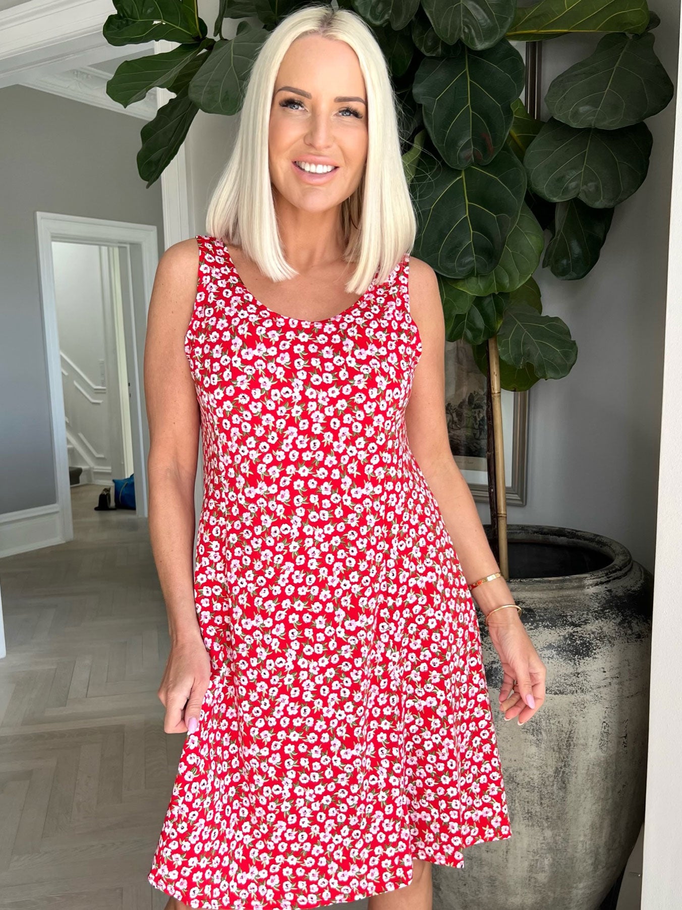 Maj Small Flower - Sød elastisk sommerkjole i blomsterprint